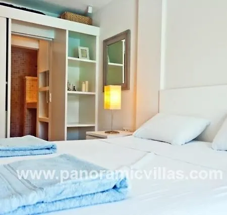 Villa Sleeps 10 Pool Air Con Wifi *