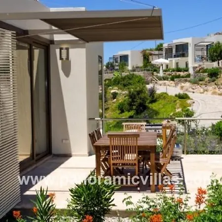 Sleeps 10 Pool Air Con Wifi Ortakent